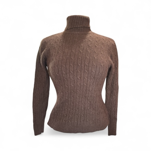 Tailor B. Moss Sweaters - Tailor B. Moss cable knit sweater